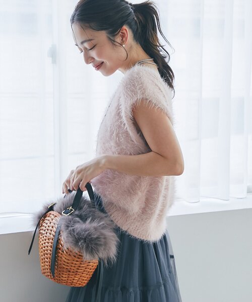 美品DAMA collection フード付き✨ボールチェーン薄手ニット La boutique Bonbon ベスト ジレ 「アンサンブル可」ヘアリー