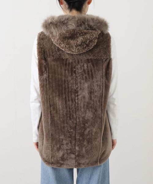 美品 Lisa Conte リサコンテ ダウンベスト Chesty チェスティ