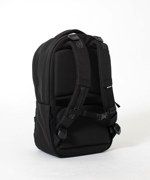 incase（インケース） デイバック リュック Incase Tracks Backpack