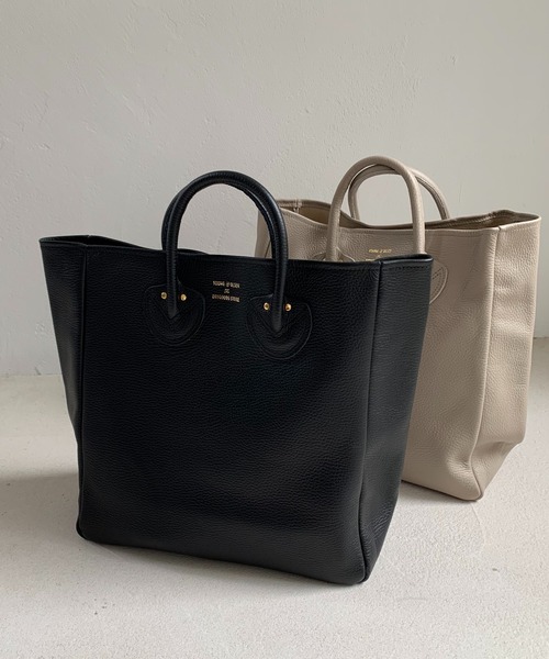 YOUNG & OLSEN トートバッグ ブラック ハンドペイント, L ヤングアンドオルセン エンボス レザートート M – YOUNG & OLSEN The