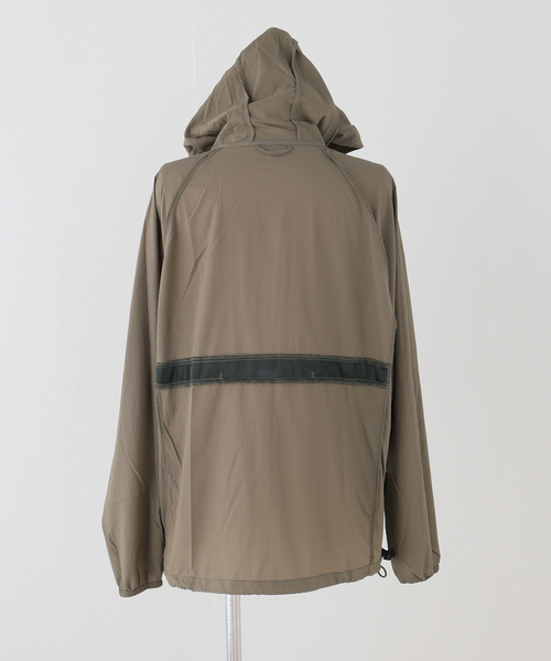 KiU（キウ） マウンテンパーカー ウインドブレーカー AIR LIGHT HOODIE