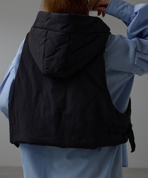 Bacon ブラック　クロップドダウンベスト Pyrenex（ピレネックス） ダウンベスト ベスト SPOUTNIC MINI RIPSTOP