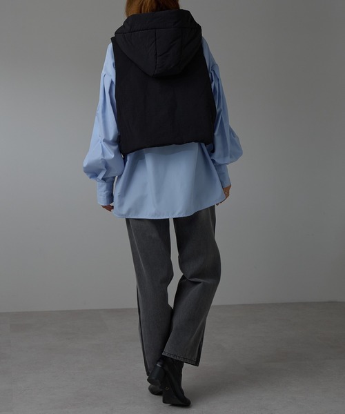 新品未使用RCW中綿クロップドベスト　ブラック　フリーサイズ r.（アールドット） ダウンベスト ベスト クロップドフーディー中わた