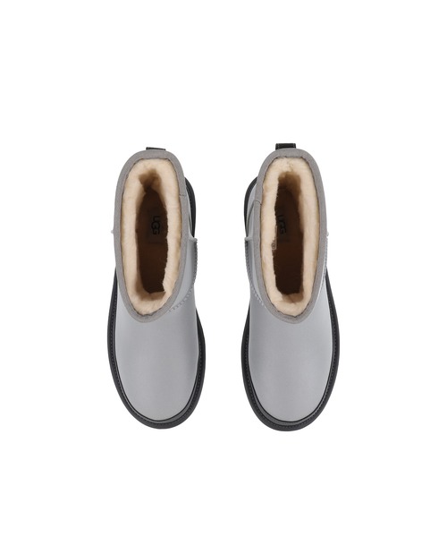 UGG Australia（アグオーストラリア） ブーツ M CLASSIC MINI