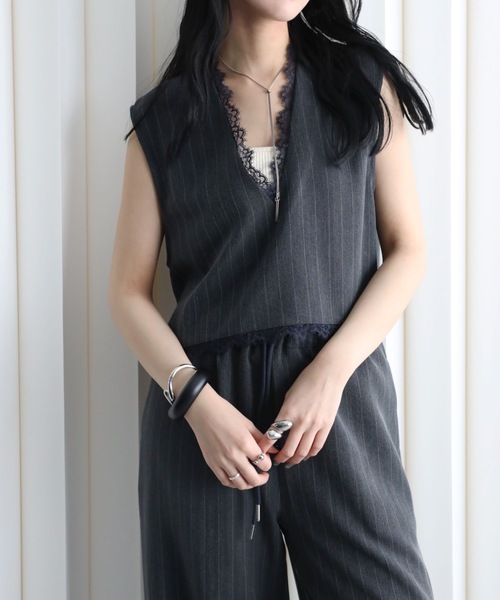 YENNA ベスト ジレ 夏 ストライプ柄 レース切替Vネックベスト