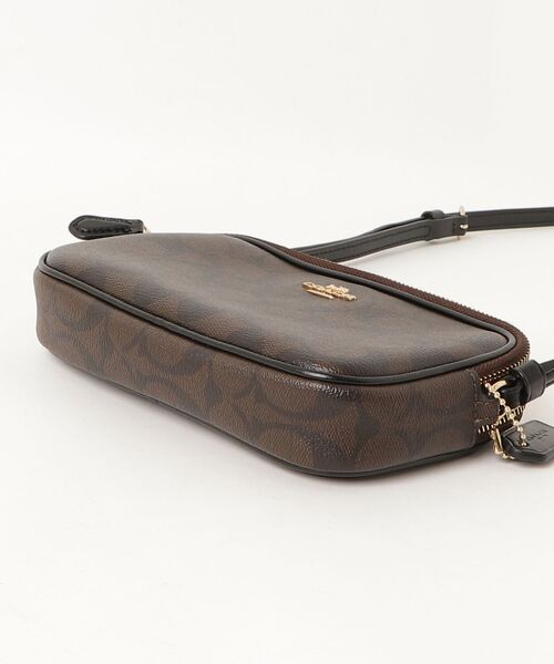 COACH（コーチ） シグネチャー柄 ミニカメラバッグ - ブラウン 