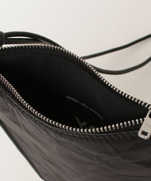 Y-3 「Y-3」 ショルダーバッグ ONE SIZE ブラック メンズ : ZOZOTOWN