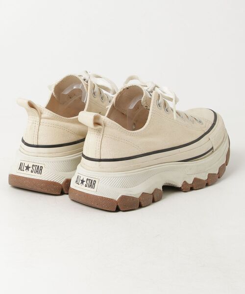 「CONVERSE」 ローカットスニーカー 23.5cm ベージュ レディース_画像2