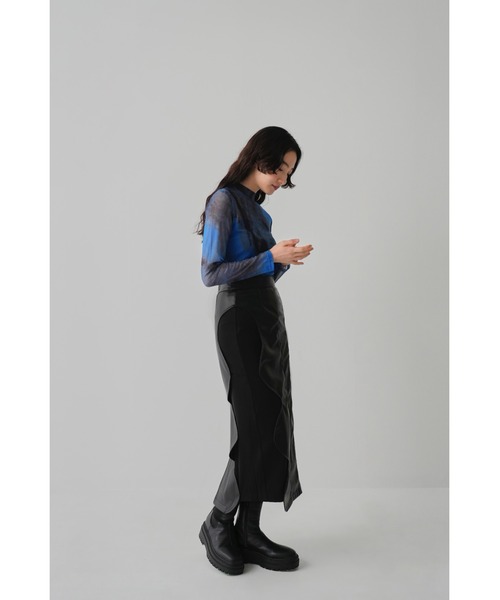 Uenui ウニュイ wave cutting tight skirt(黒)