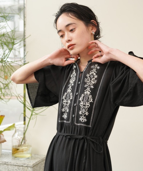 BAB ワンピース 「S・Mサイズ展開」袖フレアーティアード刺繍