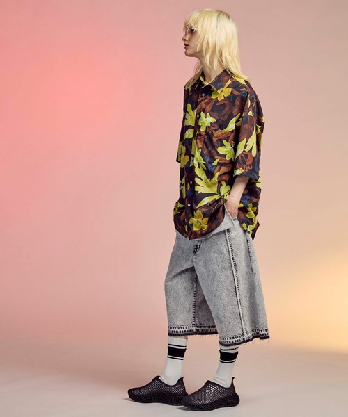 MAISON SPECIAL ジーンズ 「UNISEX」Prime-Wide Denim Shorts