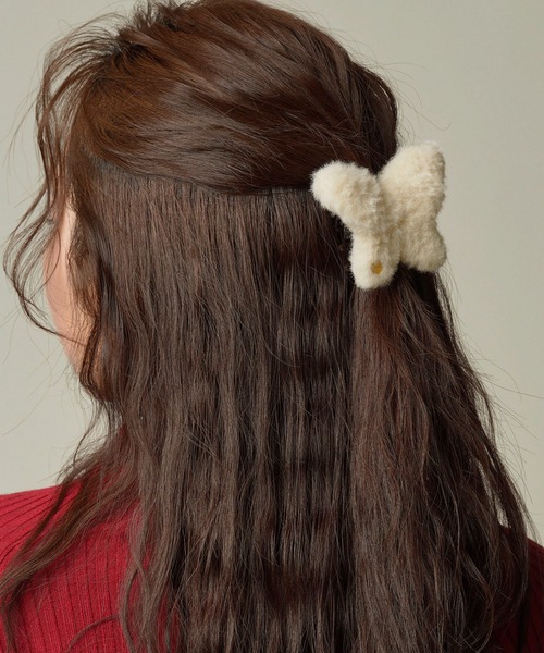 VATSURICA（バツリカ） ヘアクリップ 「VATSURICA」バタフライ ファー