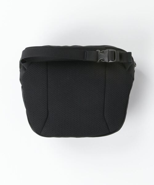 ARC'TERYX（アークテリクス） ショルダーバッグ FREE ブラック メンズ