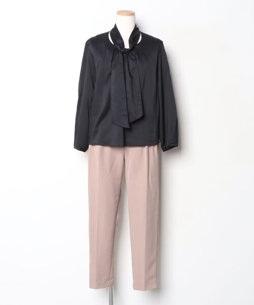 「RUIRUE BOUTIQUE」 セットアップ M ベージュ×ブラック レディースの画像