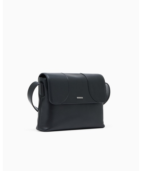 エンポリオアルマーニ メッセンジャーバッグ ショルダーバッグ ブラック レザー EMPORIO ARMANI ショルダーストラップ ショルダーバッグ 「エンポリオ
