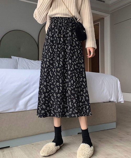 【ANAYI】定価5万 ブラック 小花柄 フレアスカート ANAYI】定価5万 ブラック 小花柄 フレアスカート - メルカリ