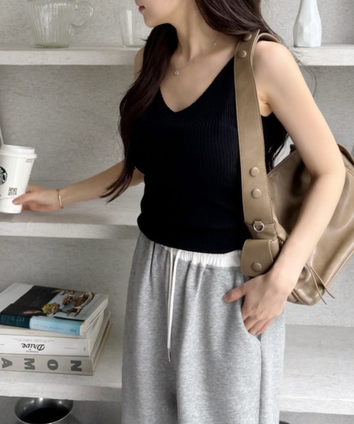 TREOVER タンクトップ ノースリーブ デコルテラインを綺麗に見せる♪ V