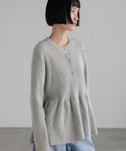 LOWRYS FARM（ローリーズファーム） カーディガン ペプラムニット