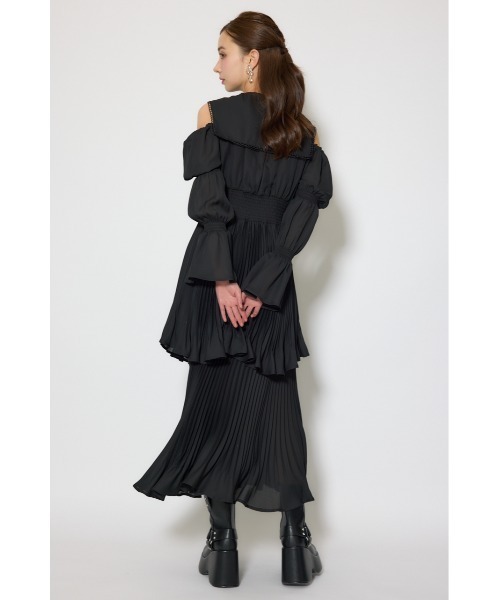 ワンピース ビッグカラープリーツフレアワンピース 春服の画像