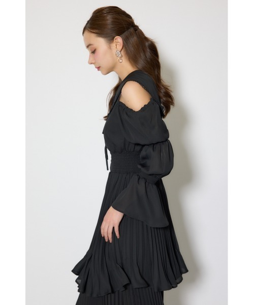 ワンピース ビッグカラープリーツフレアワンピース 春服の画像