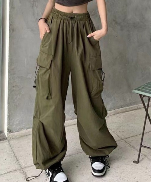 yuni ユニ　カーゴパンツ　ウエストゴム　ゆったり ワイドパンツ カーゴパンツ ウエストゴムカーゴパンツ レディース
