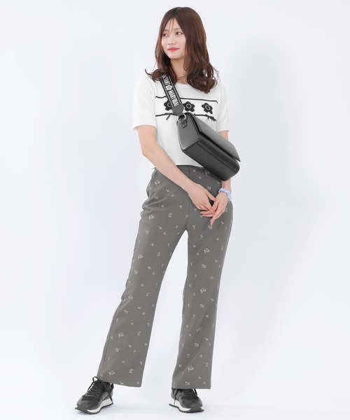タグ付きMARY QUANT斜めがけウエストボディショルダーバッグ使いやすい◎ MARY QUANT ショルダーバッグ バッグ マリークワント mary quant