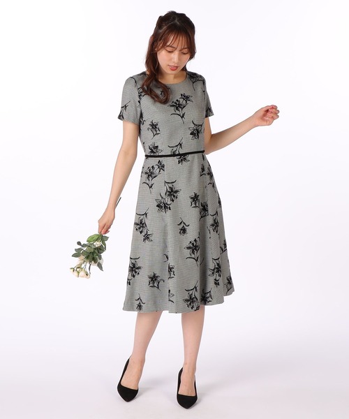 「LAISSE PASSE」 半袖ワンピース SMALL ブラック レディースの画像