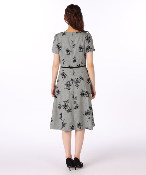 「LAISSE PASSE」 半袖ワンピース SMALL ブラック レディースの画像