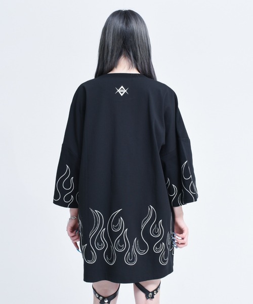 「REFLEM」 半袖Tシャツ FREE ブラック×レッド レディース_画像4