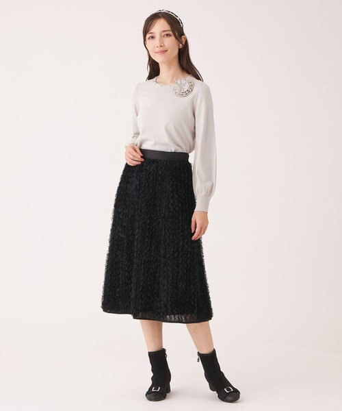 TO BE CHIC（トゥー ビー シック） スカート フェザー刺しゅう