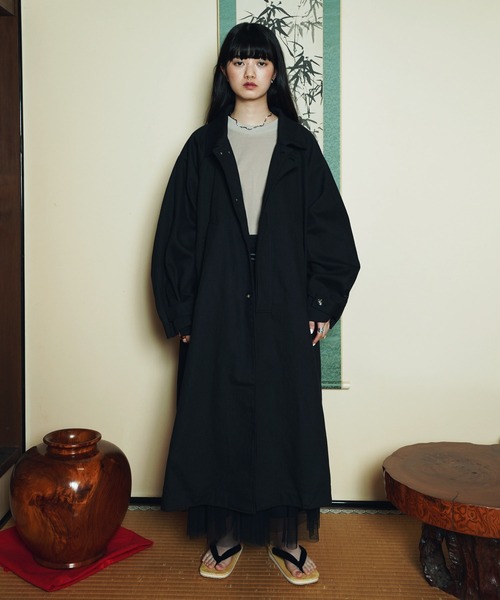 「Aphlotus」 ステンカラーコート MEDIUM ブラック メンズの画像