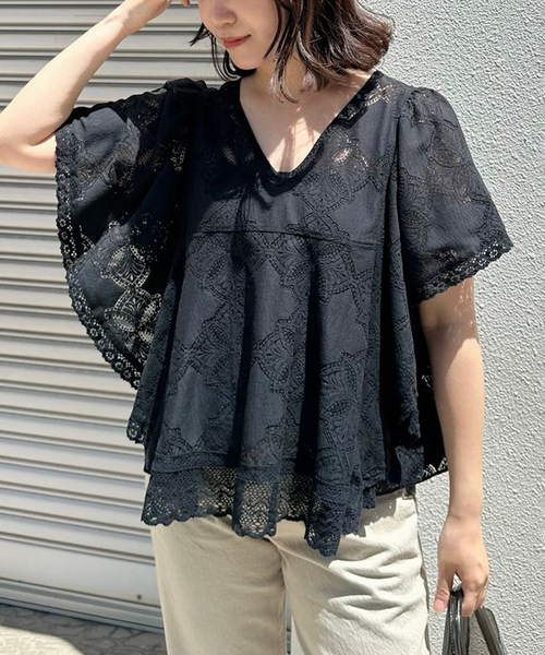 【クリーニング済】美品 SLOBE IENA レースフリルVネックブラウス SLOBE IENA（スローブイエナ） ブラウス シャツ 「追加2」レースフリル