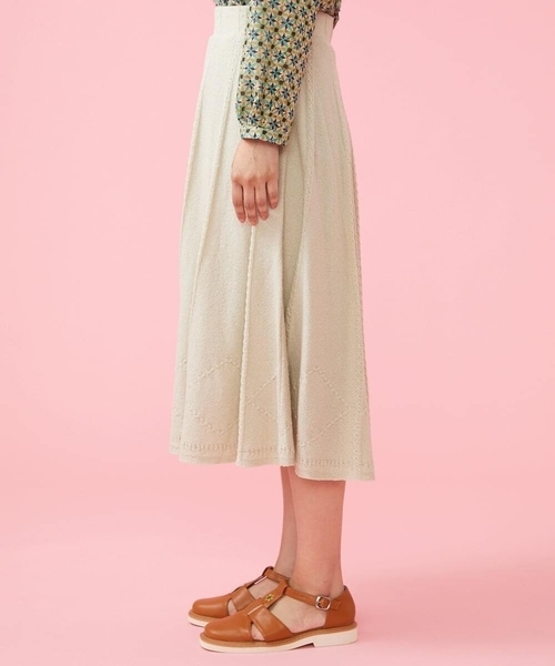 Jocomomola（ホコモモラ） スカート ブークレ編み柄ニットスカート