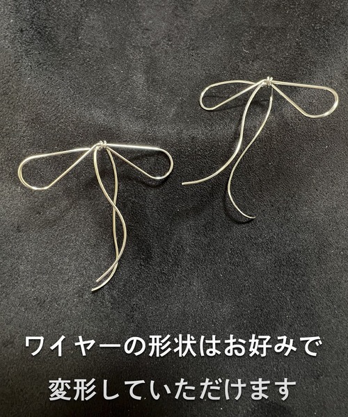 送料関税込【AMY O】Bow Studs リボン ピアス (2色) 国内発送♪ 送料関税込【AMY O】Bow Studs リボン ピアス (2色) 国内発送