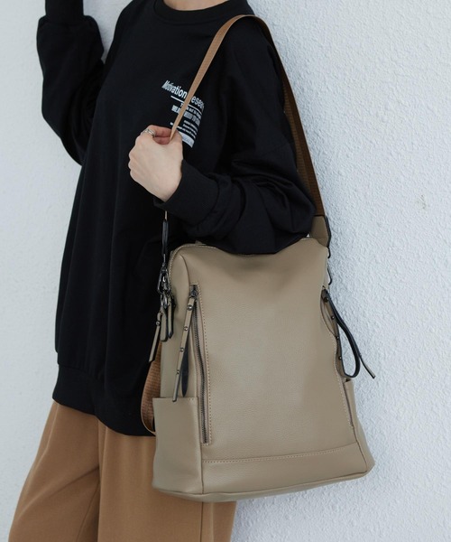 希少】la GALLERIA レザー バックパック レッド 2way リュック 希少】la GALLERIA レザー バックパック レッド 2way リュック