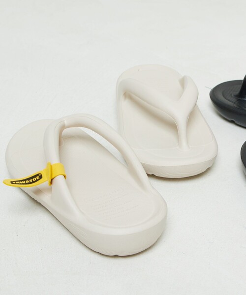 [TAW&TOE] LOW CLASSIC サンダル FRIP FROP ZEROVITY クリーム MUSINSA | TAW&TOE x Low Classic Flipflop Zerovity Cream