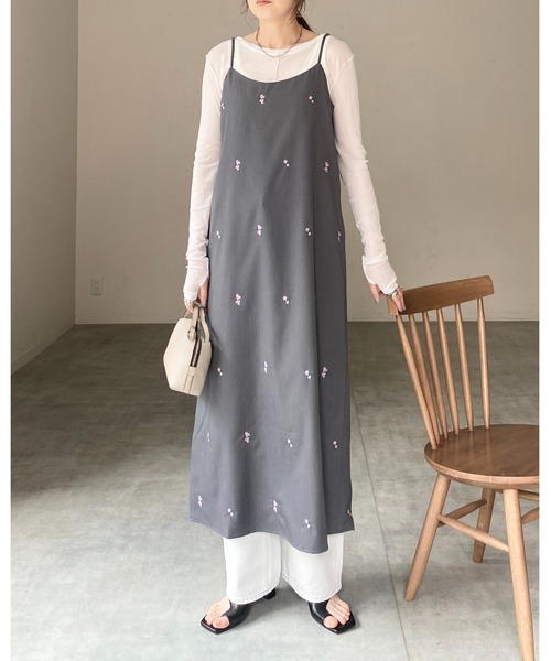 She's Closet ワンピース 小花柄刺繍ロングキャミワンピース