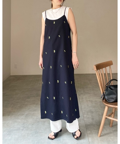 She's Closet ワンピース 小花柄刺繍ロングキャミワンピース