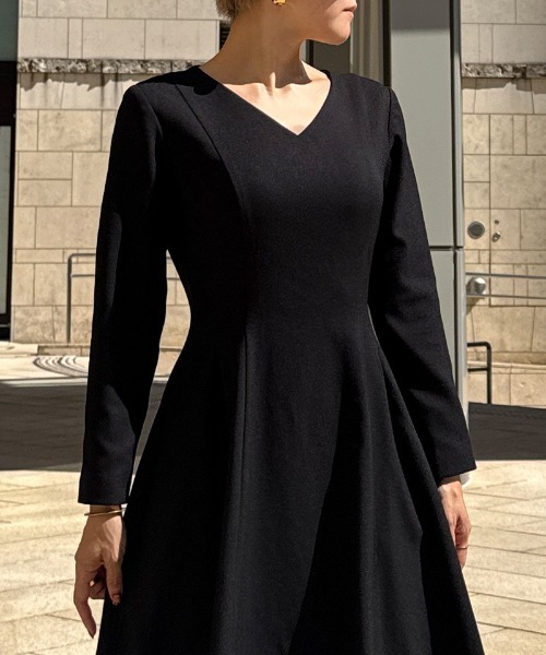 タイムセール❤︎完売品❤︎❤︎新品★IENAVネックワンピース★ ワンピース Vネックワンピース : ZOZOTOWN Yahoo!店 - 通販 - Yahoo