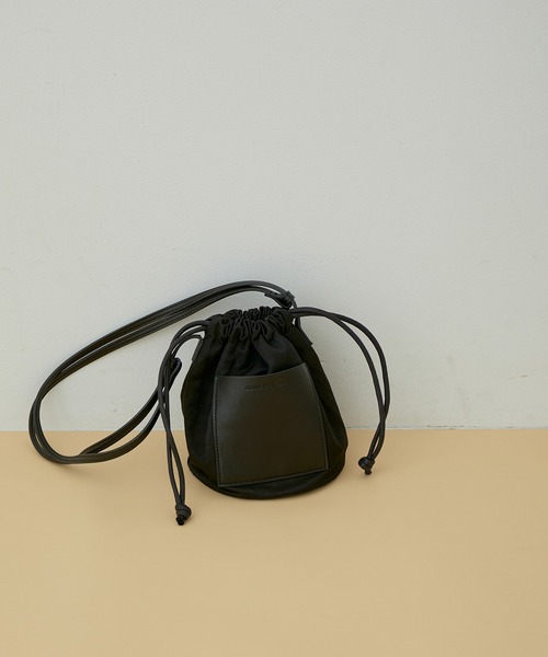 Adam et Rope' アダムエロペ　カスタムショルダーバッグ レザー　黒 ADAM ET ROPE' 「ADAM ROPE'」 ショルダーバッグ FREE ブラック