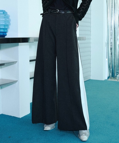 スラックス Slash line pin tuck wide pants / スラッシュラインタック