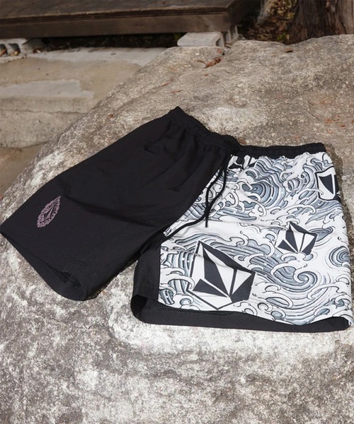 D637 訪問着　黒地　雪輪　流水 VOLCOM（ボルコム） 水着 水着 トランクス ボードショーツ 野坂稔和