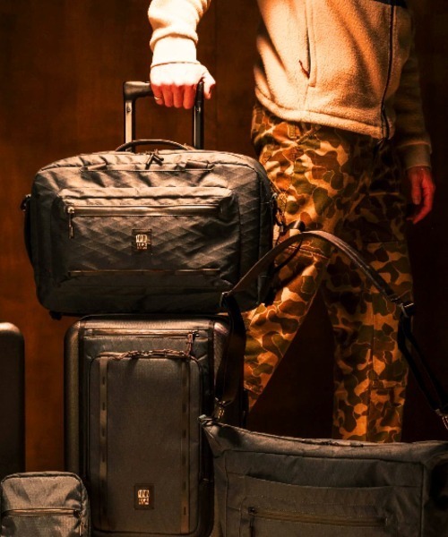 TOPO DESIGNS ビジネスリュック デイバック リュック 高機能3WAYバッグ
