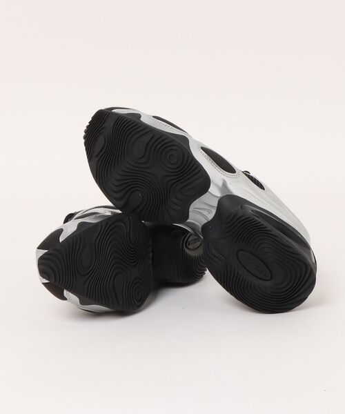 「NIKE」 ローカットスニーカー 24 ブラック レディース_2