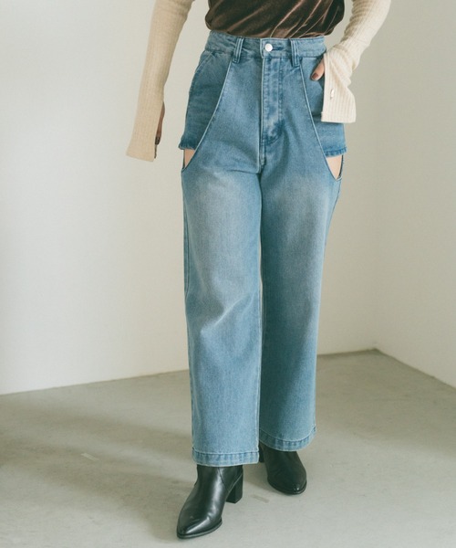 サイドカットアウトデニムフレアパンツ サイドカットアウトデニム/レイヤードパンツ【SMLサイズ展開