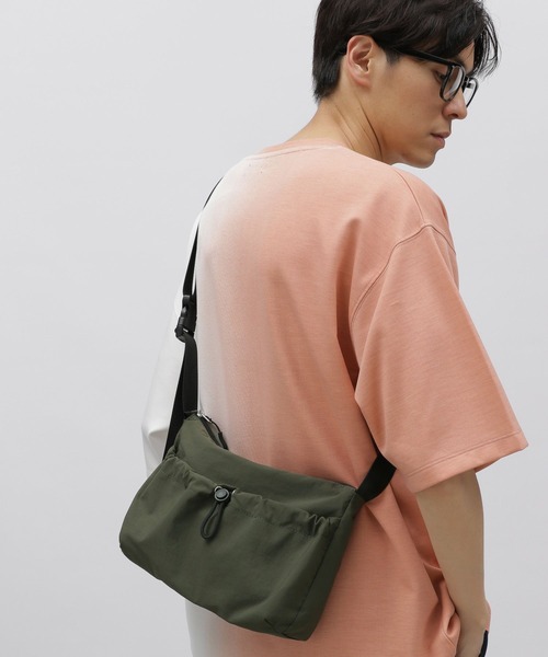 ロック ラッフルズ ショルダーバッグ LAKOLE（ラコレ） ショルダーバッグ フロントドロストショルダーバッグ
