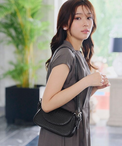 Tiaclasse ショルダーバッグ バッグ 「安田美沙子さん着用・2TYPE肩紐