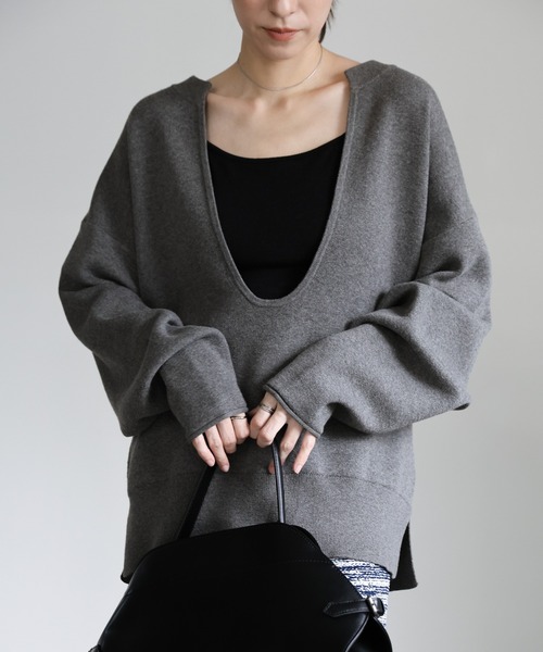 select MOCA（セレクトモカ） ニット セーター ディープUネック