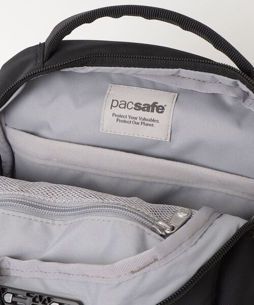 PacSafe（パックセーフ） ショルダーバッグ PACKSAFE V Tour Crossbody