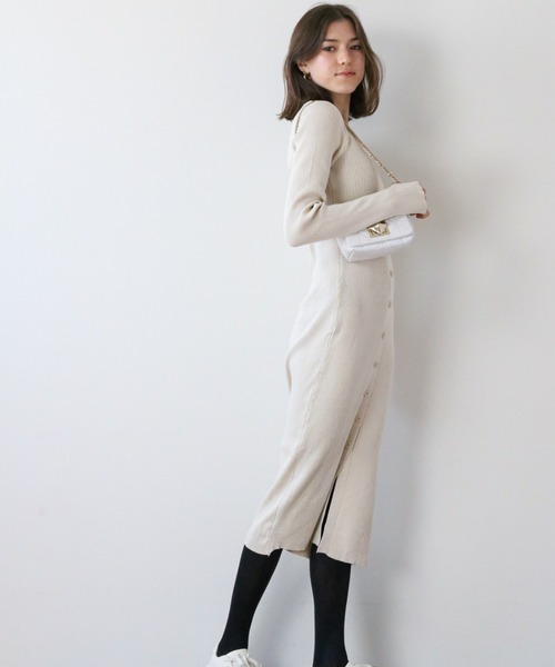 新品タグ付 BOSS ♡ 美シルエット ストレッチワンピース アイボリー系白 a lot of love ワンピース 前ボタン スリムシルエットワンピース